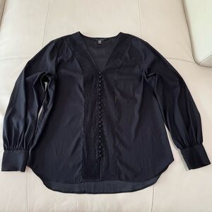 T Tahari Button Down V-Neck Long Sleeve Blouse